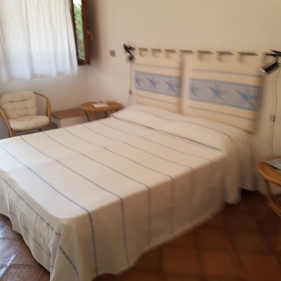 B&B Le Corti Di Aloa San Pantaleo Dış mekan fotoğraf
